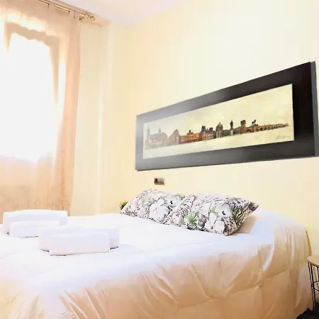Appartamento Loft Gran Capitan Free Parking & Wi-fi